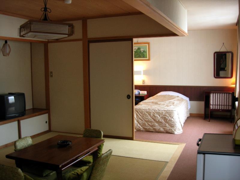 Hotel Weisser Hof Happei Hakuba Exterior foto